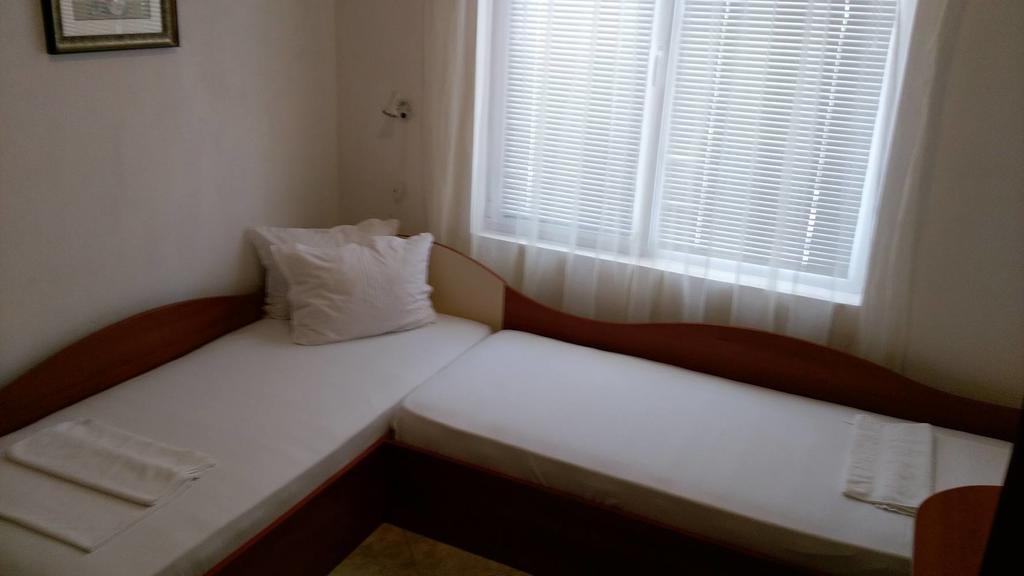 Guest House Krasi Chernomorets Eksteriør billede