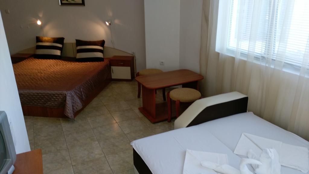 Guest House Krasi Chernomorets Eksteriør billede