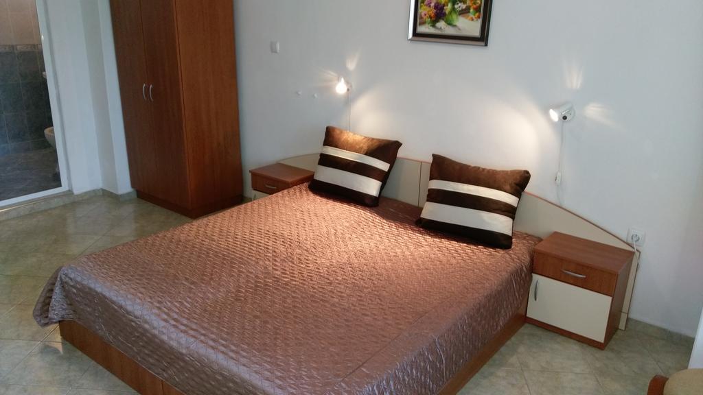 Guest House Krasi Chernomorets Eksteriør billede
